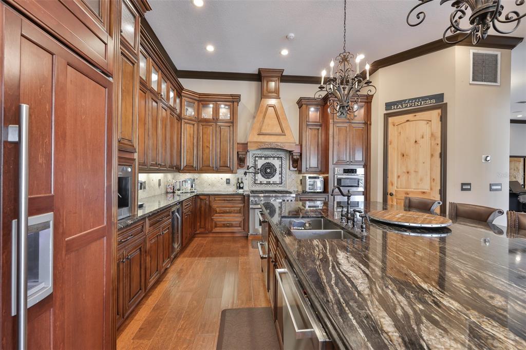 9805 Compass Point Way Tampa, FL 33615 - Photo 25 of 94