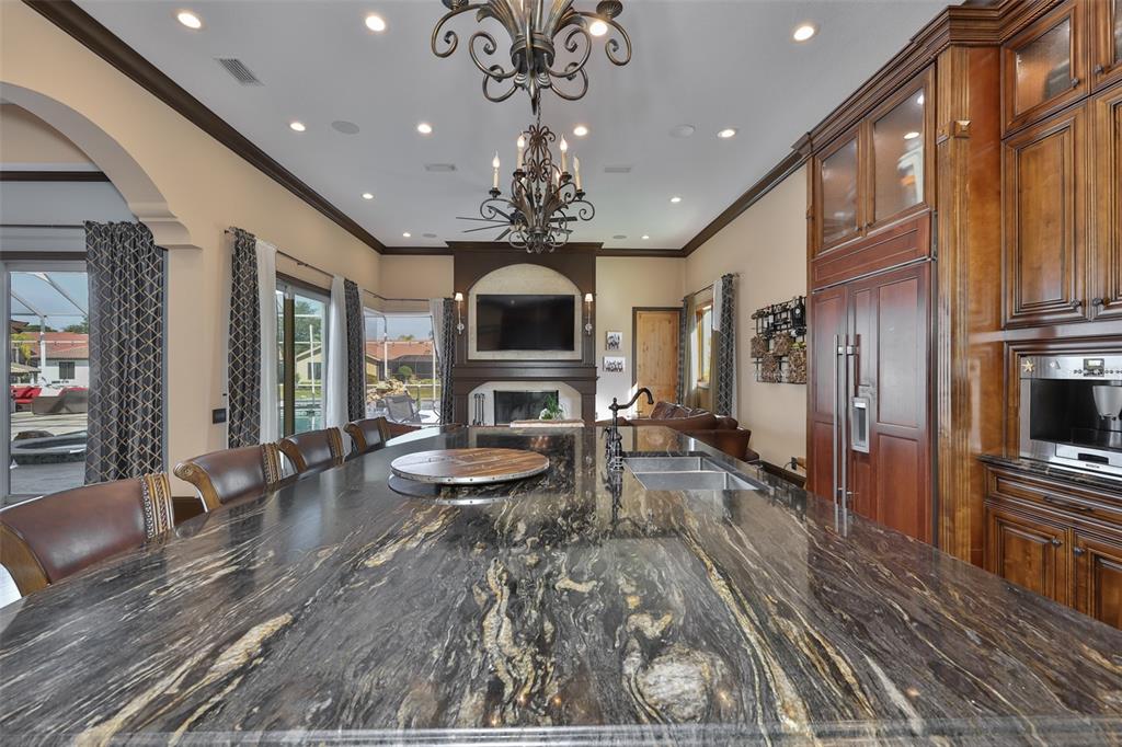 9805 Compass Point Way Tampa, FL 33615 - Photo 27 of 94