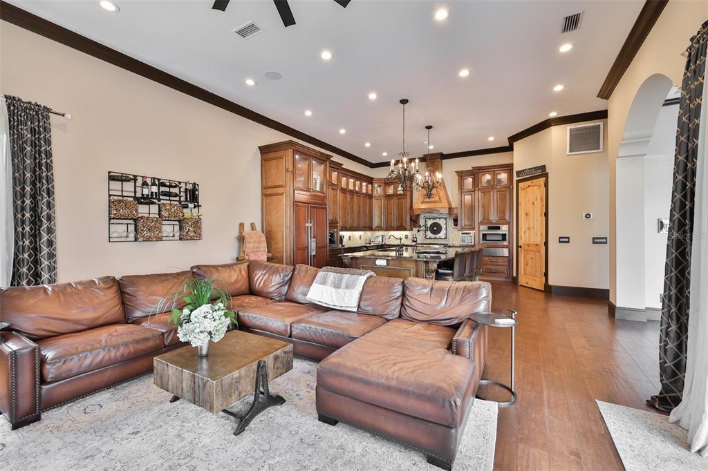 9805 Compass Point Way Tampa, FL 33615 - Photo 30 of 94