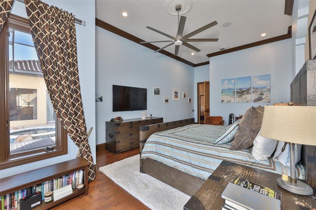 9805 Compass Point Way Tampa, FL 33615 - Photo 36 of 94