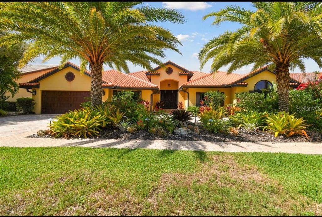 9805 Compass Point Way Tampa, FL 33615 - Photo 5 of 94