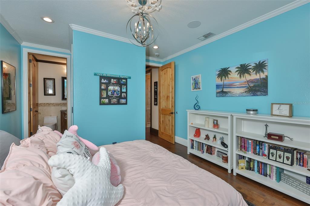 9805 Compass Point Way Tampa, FL 33615 - Photo 58 of 94