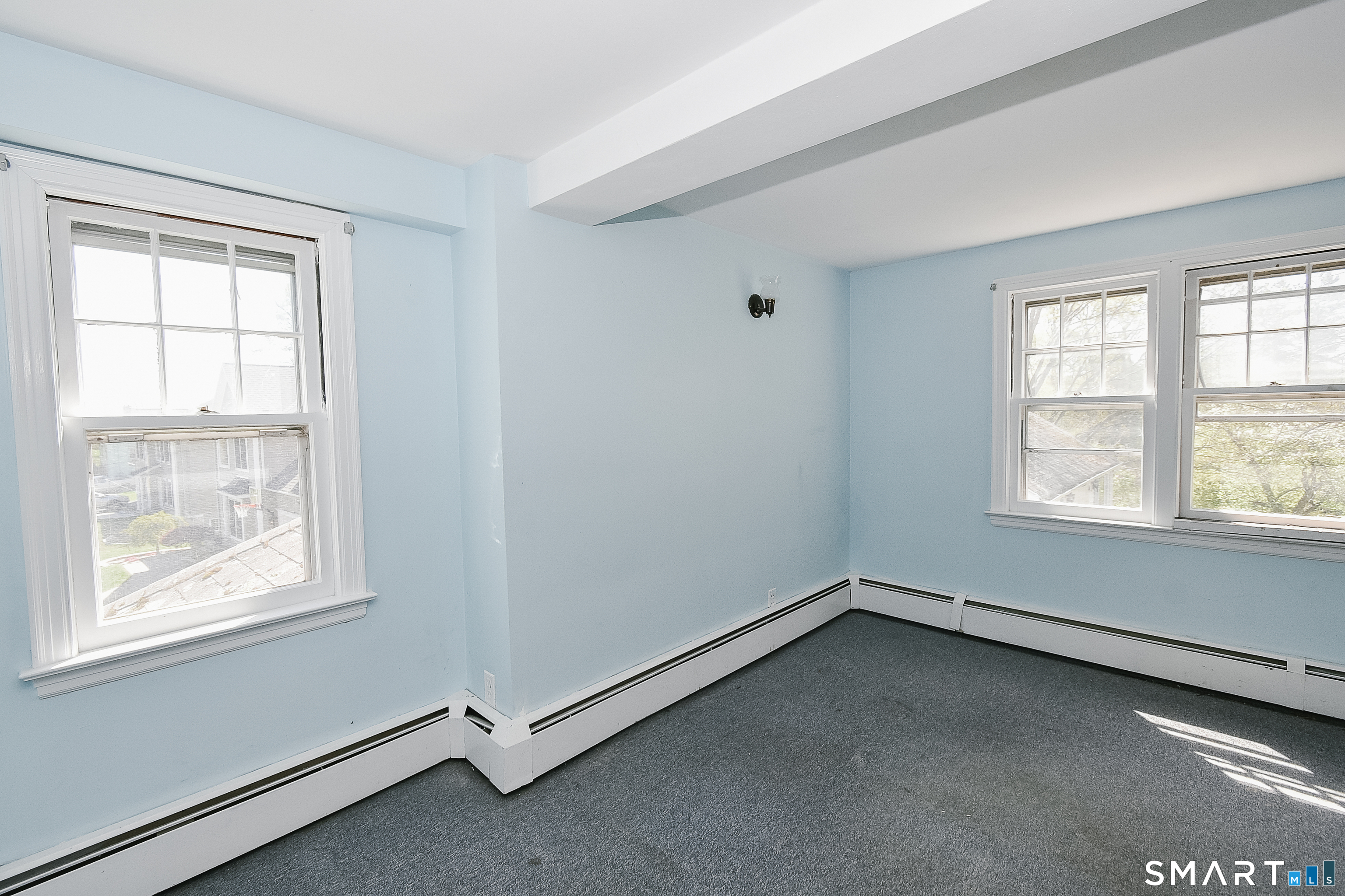 213 Hart Street Berlin, CT 06037 - Photo 19 of 40 an empty room with a window
