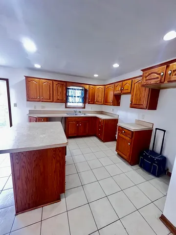 $240,000 | 934 Evans Street, Ottawa, IL 61350