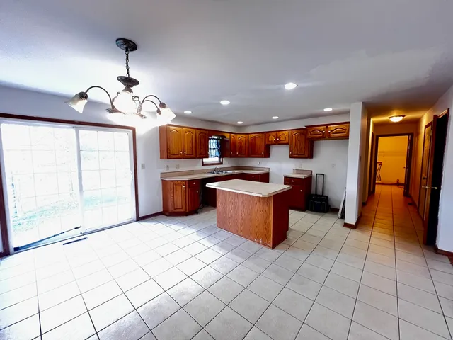 $240,000 | 934 Evans Street, Ottawa, IL 61350