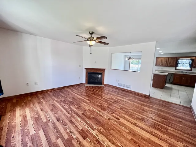 $240,000 | 934 Evans Street, Ottawa, IL 61350