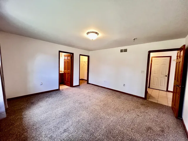 $240,000 | 934 Evans Street, Ottawa, IL 61350