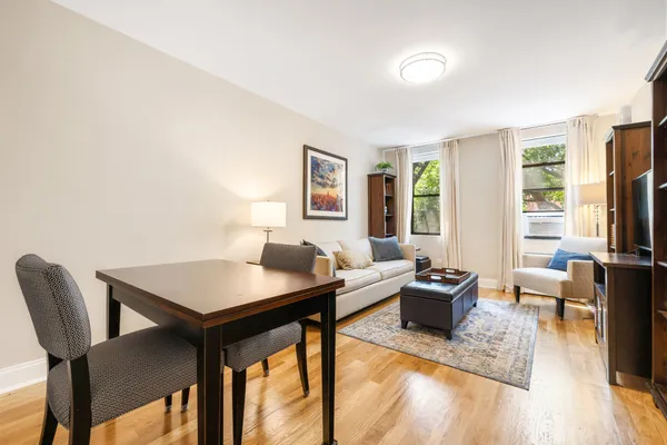 $2,950 | 441 Convent Avenue, Unit 5N | Hamilton Heights