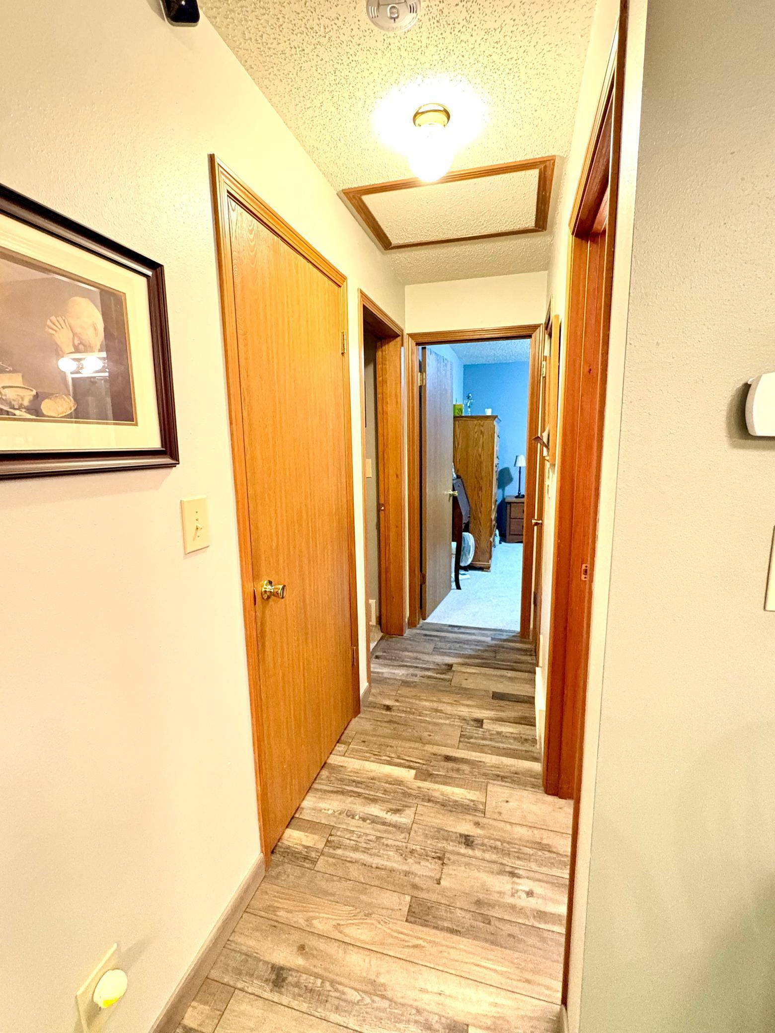 611 Hackberry Street Dawson, MN 56232 - Photo 11 of 40