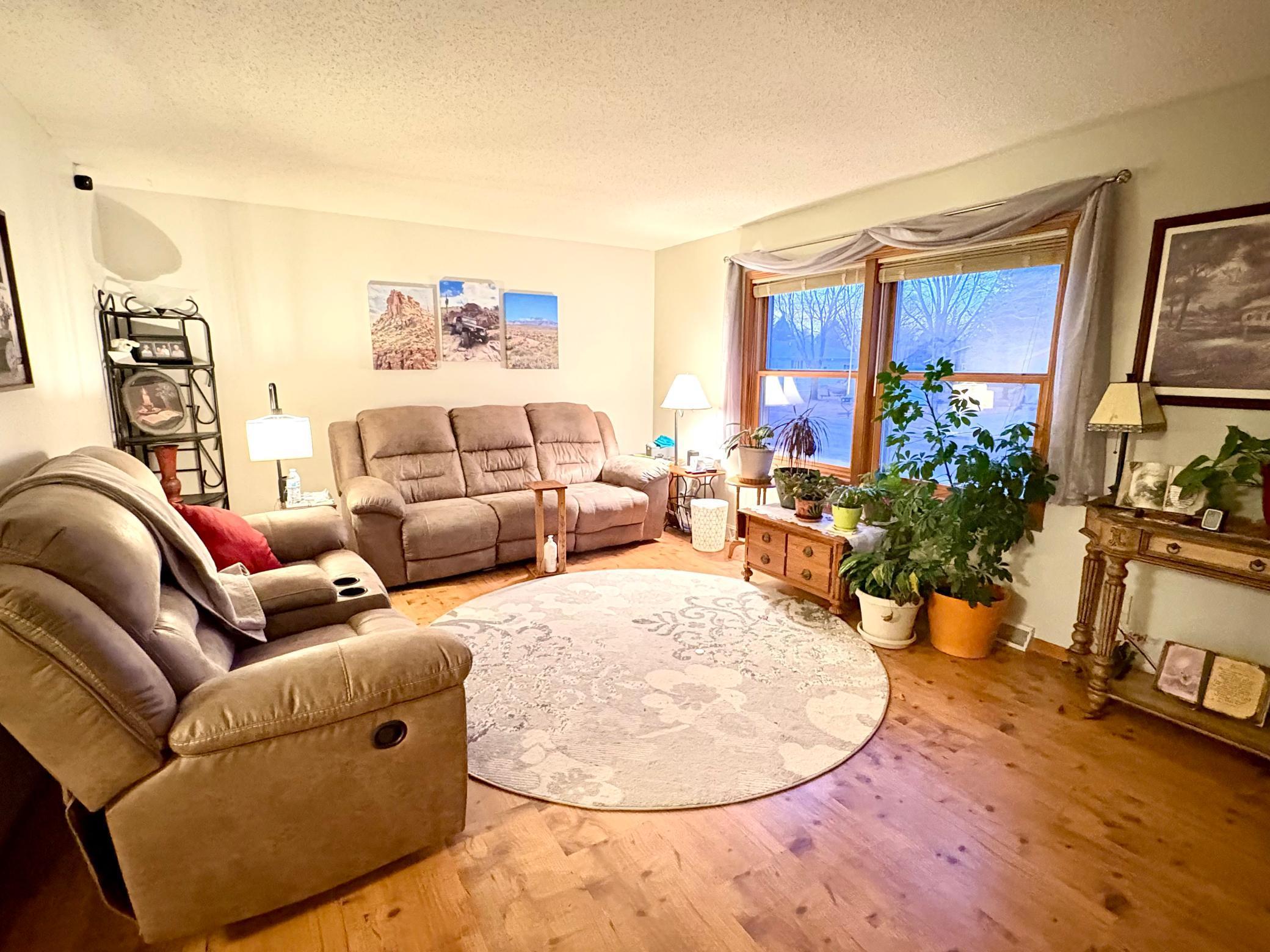 611 Hackberry Street Dawson, MN 56232 - Photo 13 of 40