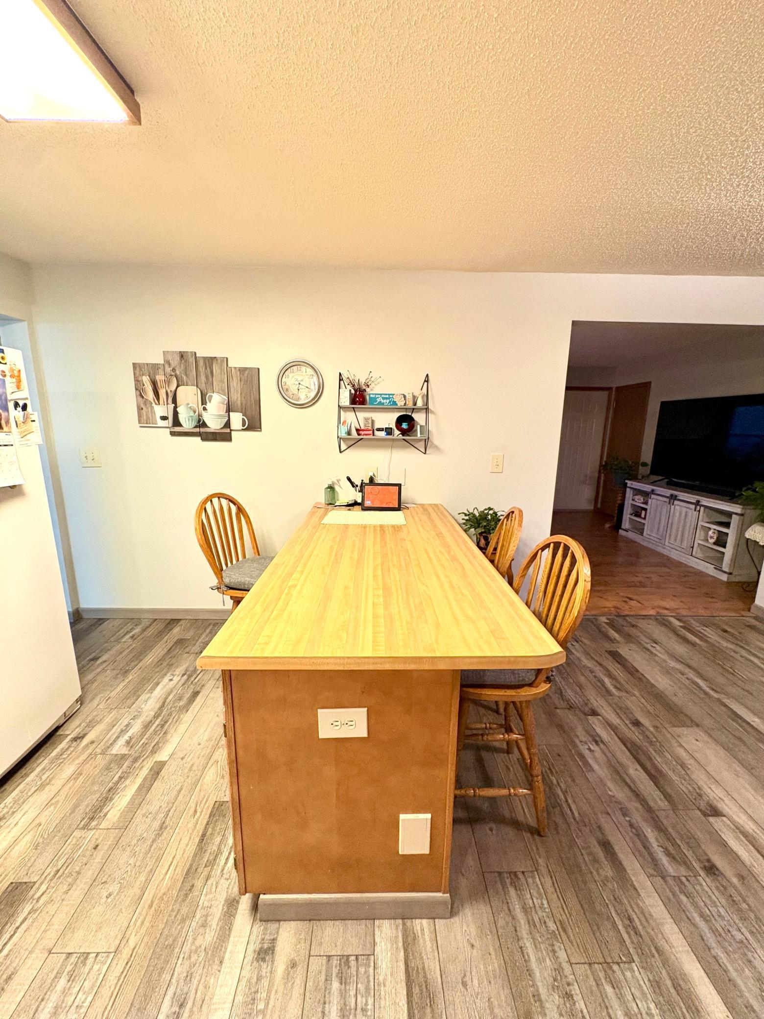 611 Hackberry Street Dawson, MN 56232 - Photo 3 of 40