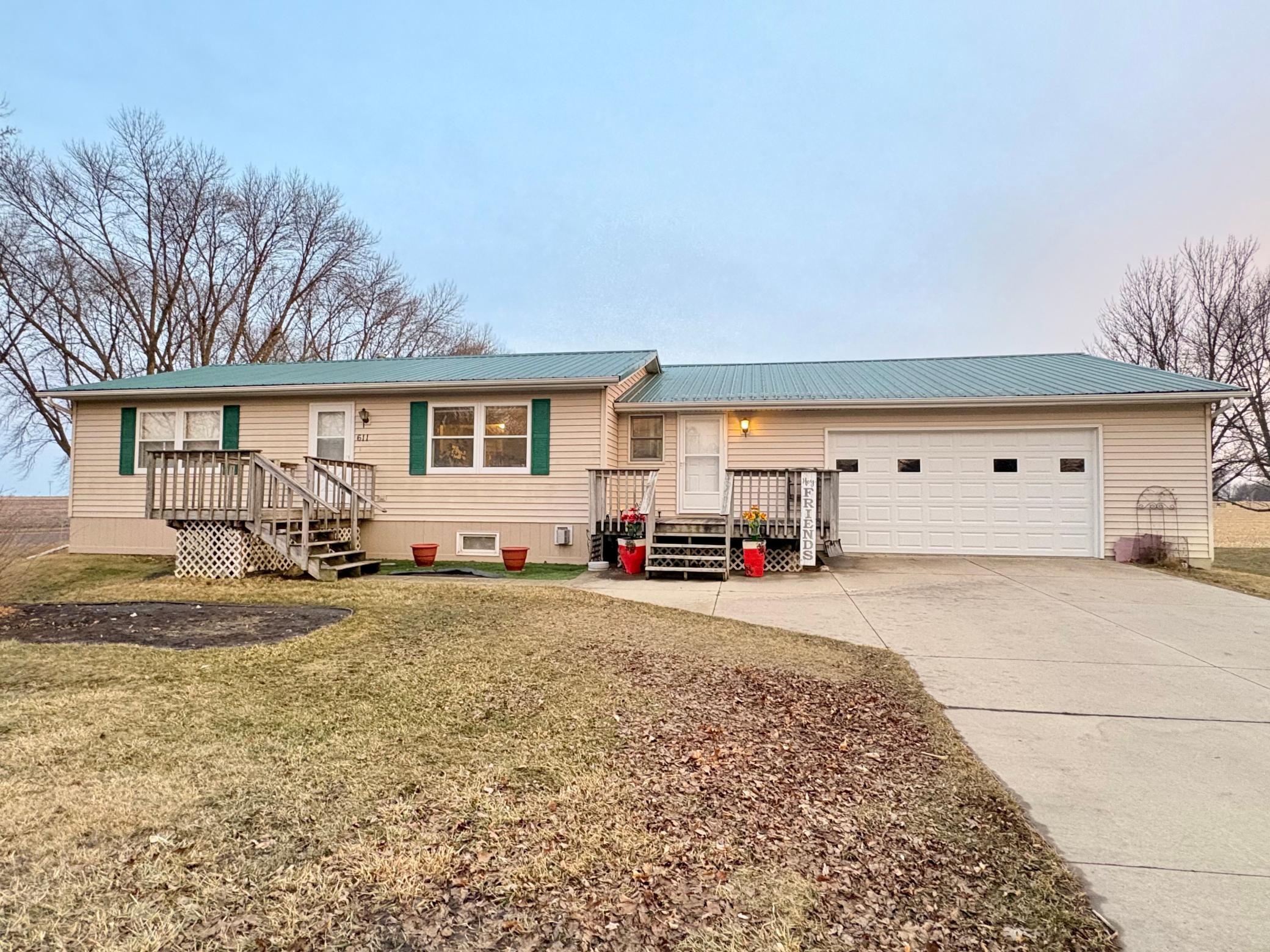 611 Hackberry Street Dawson, MN 56232 - Photo 31 of 40