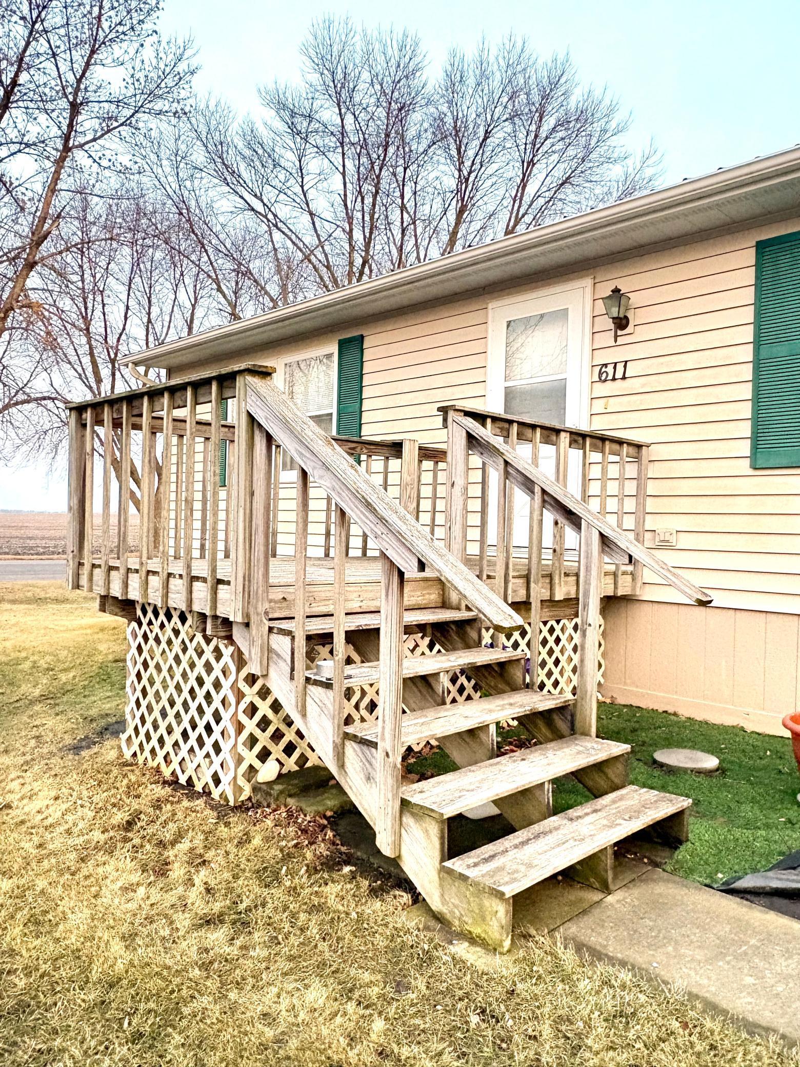 611 Hackberry Street Dawson, MN 56232 - Photo 34 of 40