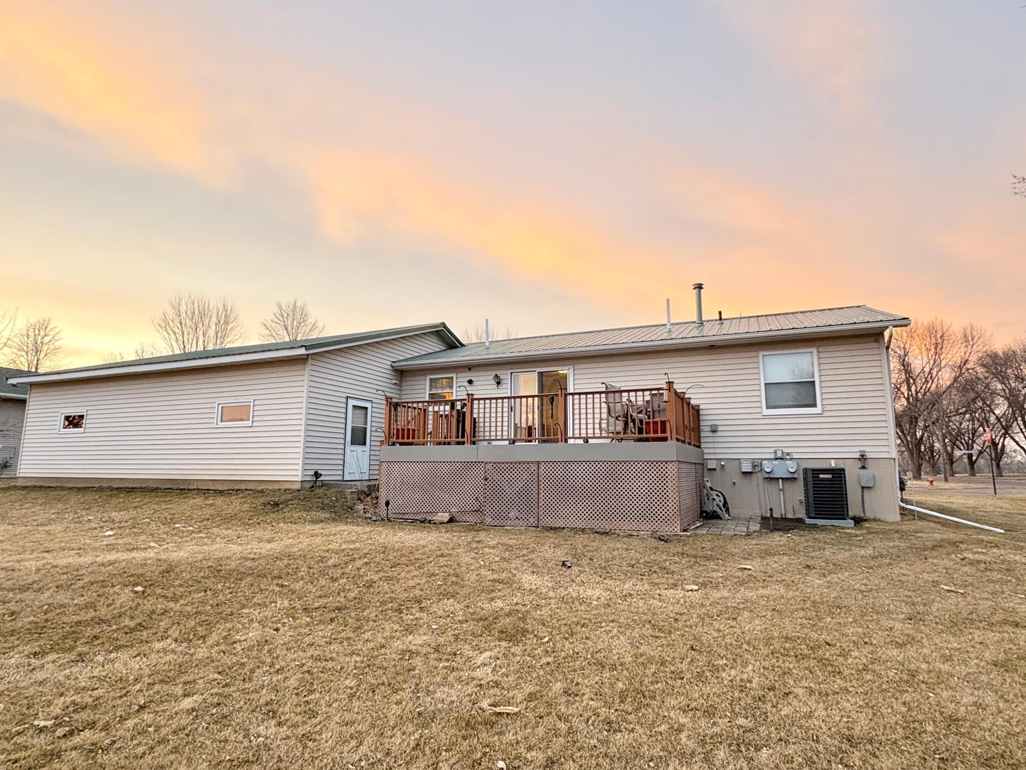 611 Hackberry Street Dawson, MN 56232 - Photo 35 of 40