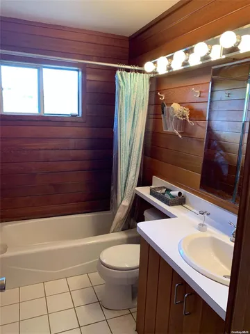 $8,500 | 6 Sloop Walk, Ocean Beach, NY 11770