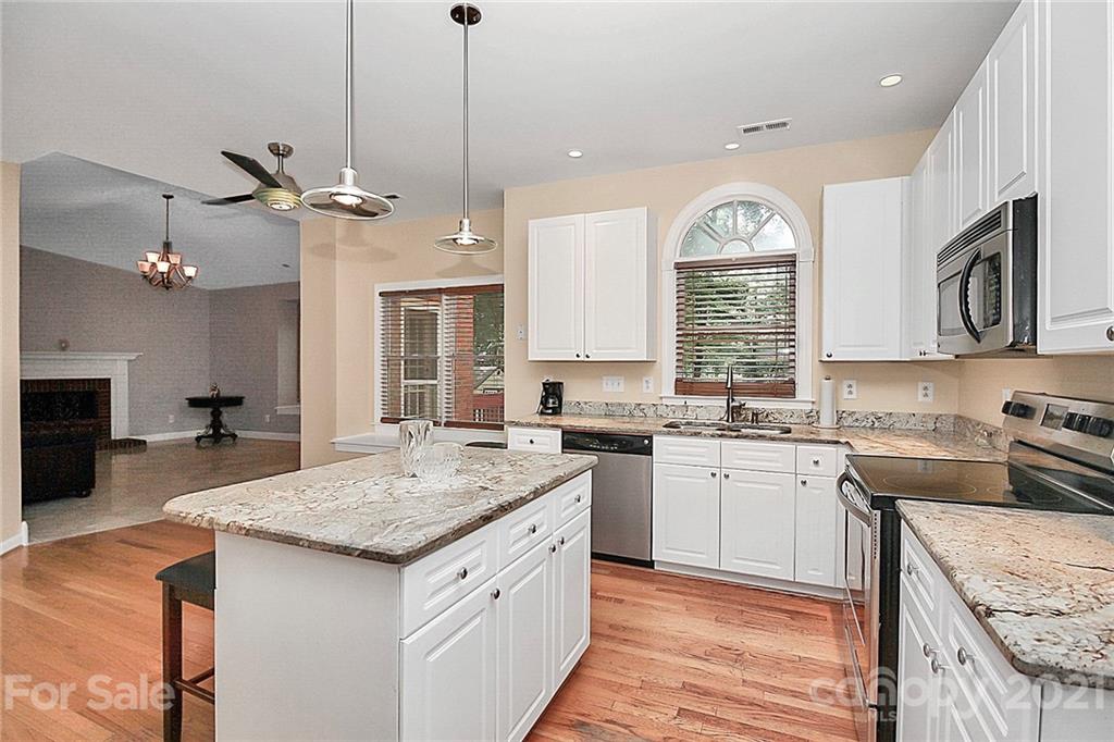 8306 Houston Ridge Road Charlotte, NC 28277 - Photo 10 of 40 Gallery Image 10