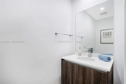 $545,000 | 488 Northeast 18th Street, Unit 3903, Miami, FL 33132