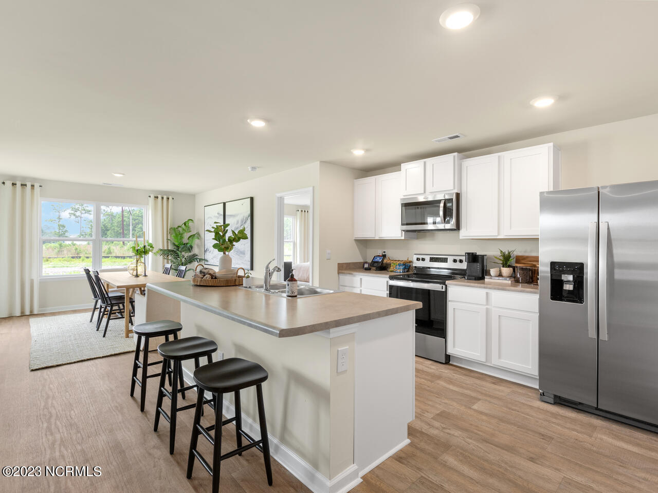 5358 Areca Road, Unit LOT 414 Castle Hayne, NC 28429 - Photo 5 of 37 photos are of similar home shown for illustrative purposes only. Option and colors may differ.