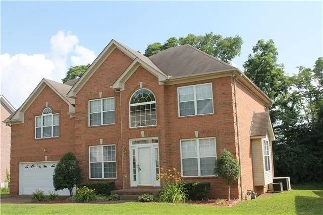 $2,500 | 126 Walton Trace South, Hendersonville, TN 37075