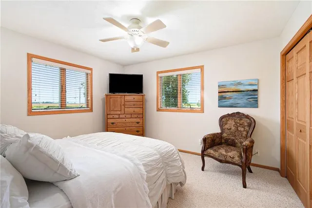 $449,900 | 512 Lake Shore Drive, Craig, MO 64437