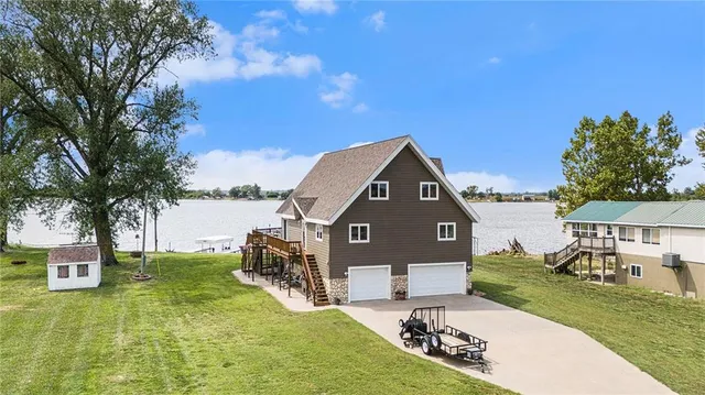 $449,900 | 512 Lake Shore Drive, Craig, MO 64437
