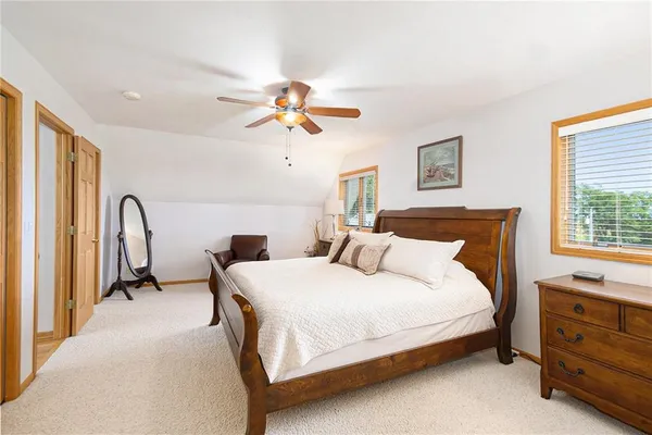 $449,900 | 512 Lake Shore Drive, Craig, MO 64437