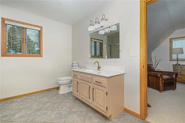 $449,900 | 512 Lake Shore Drive, Craig, MO 64437