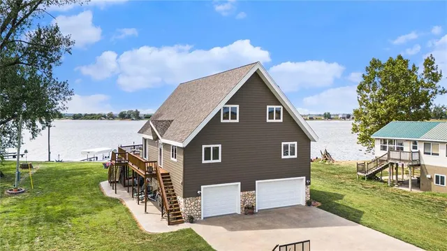 $449,900 | 512 Lake Shore Drive, Craig, MO 64437