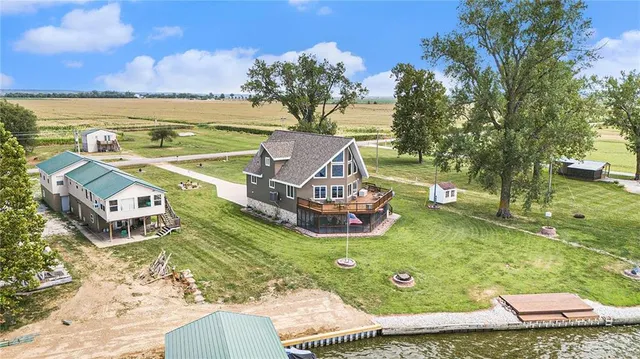 $449,900 | 512 Lake Shore Drive, Craig, MO 64437