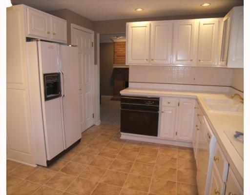 8849 Willoughby Road Pittsburgh, PA 15237 - Photo 4 of 17 Kitchen. Enjoy cooking in the light and bright kitchen with new dishwasher and disposal.