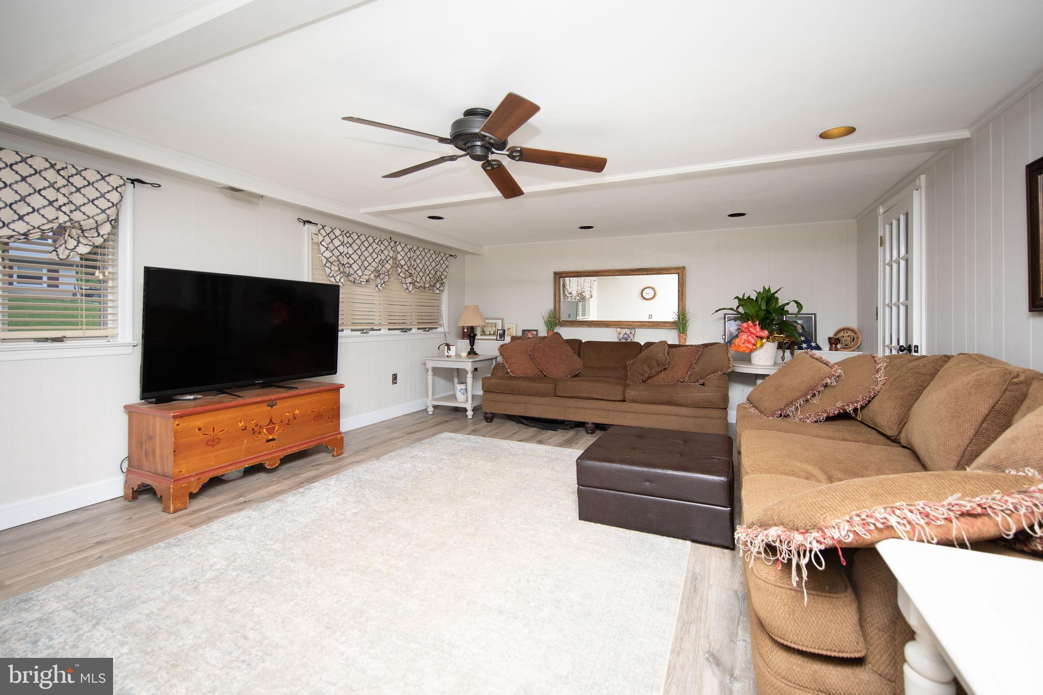 605 Mansfield Road Willow Grove, PA 19090 - Photo 22 of 39 Gallery Image 22