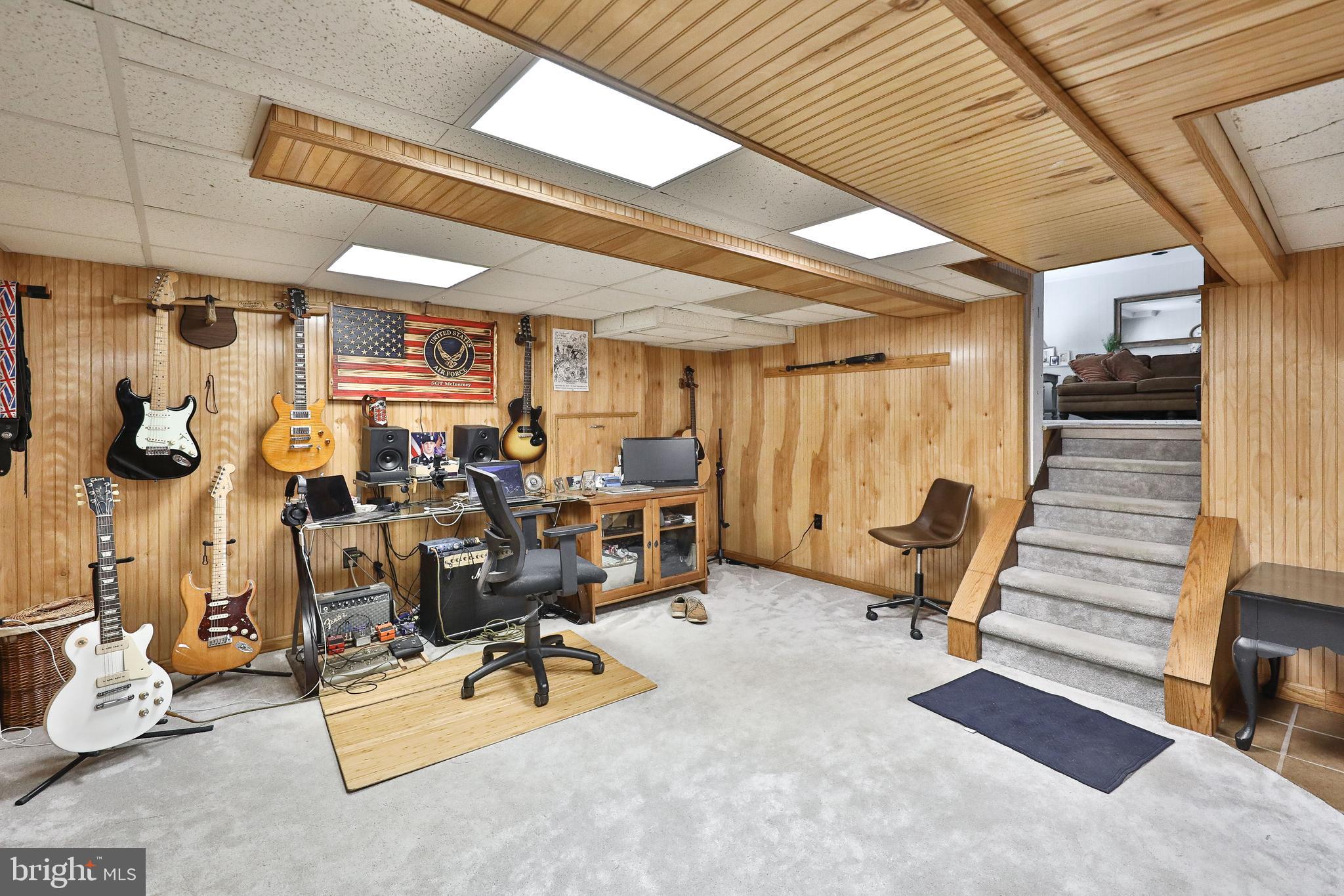 605 Mansfield Road Willow Grove, PA 19090 - Photo 28 of 39 Gallery Image 28