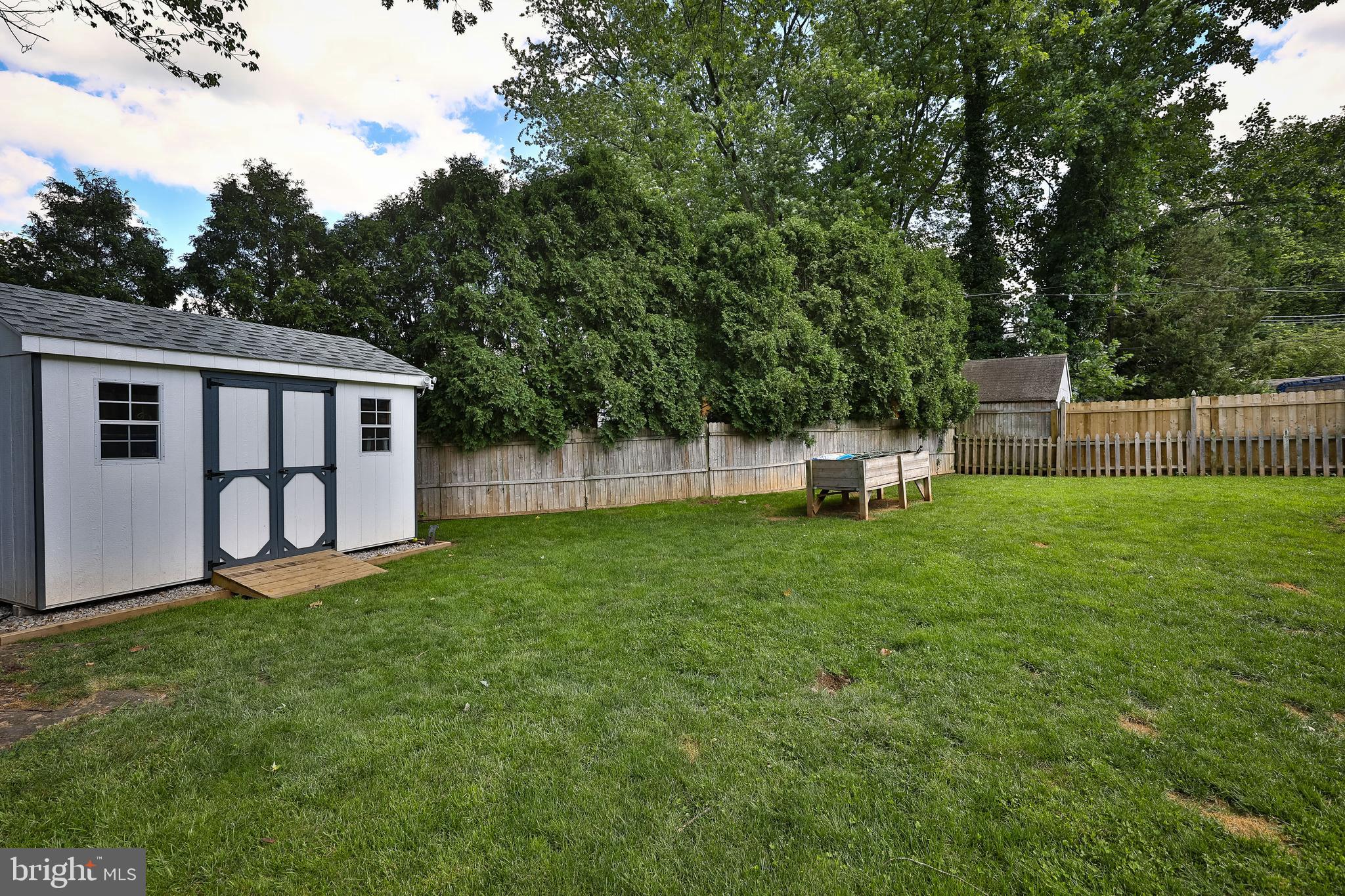 605 Mansfield Road Willow Grove, PA 19090 - Photo 37 of 39 Gallery Image 37