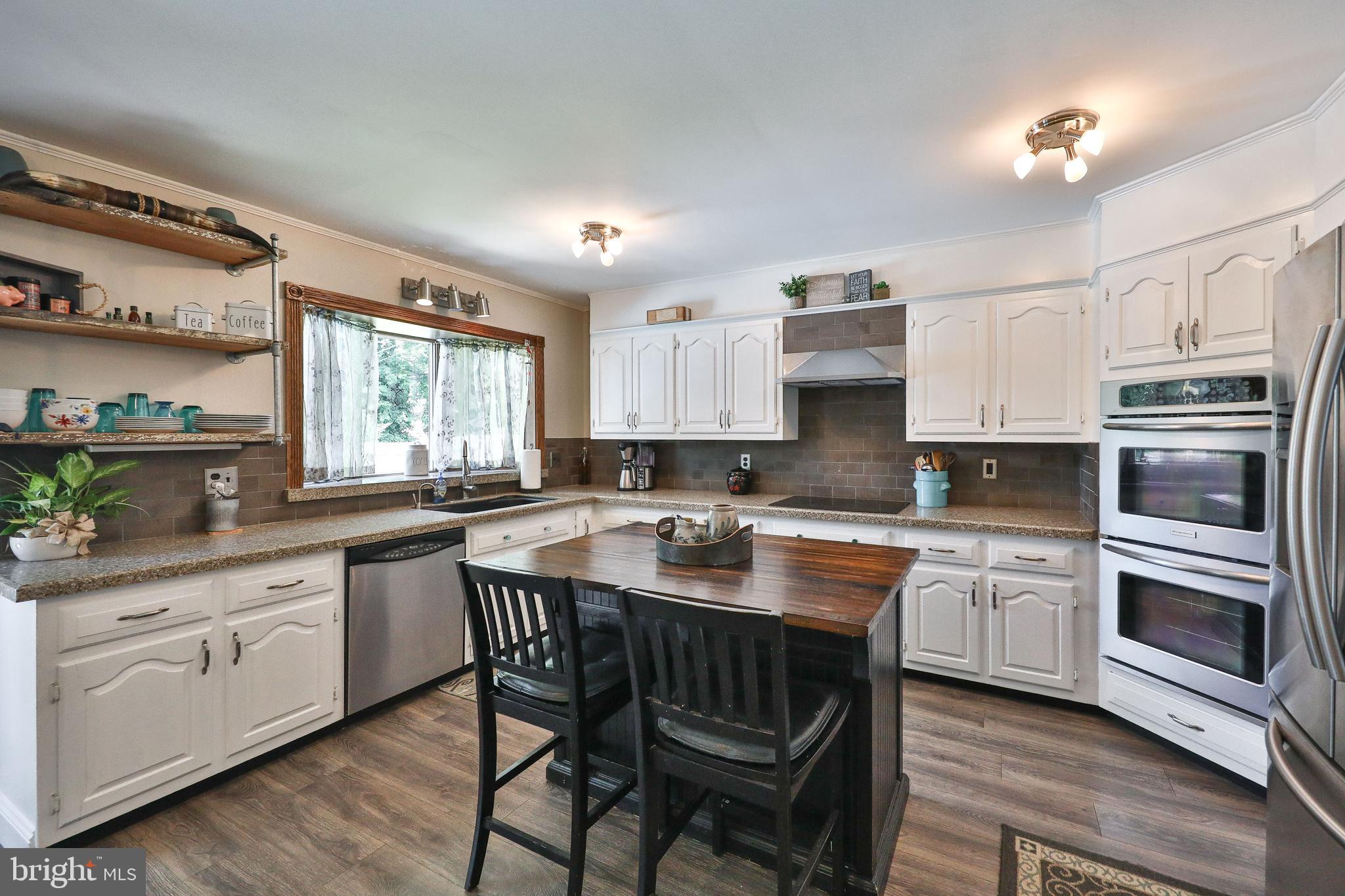 605 Mansfield Road Willow Grove, PA 19090 - Photo 9 of 39 Gallery Image 9