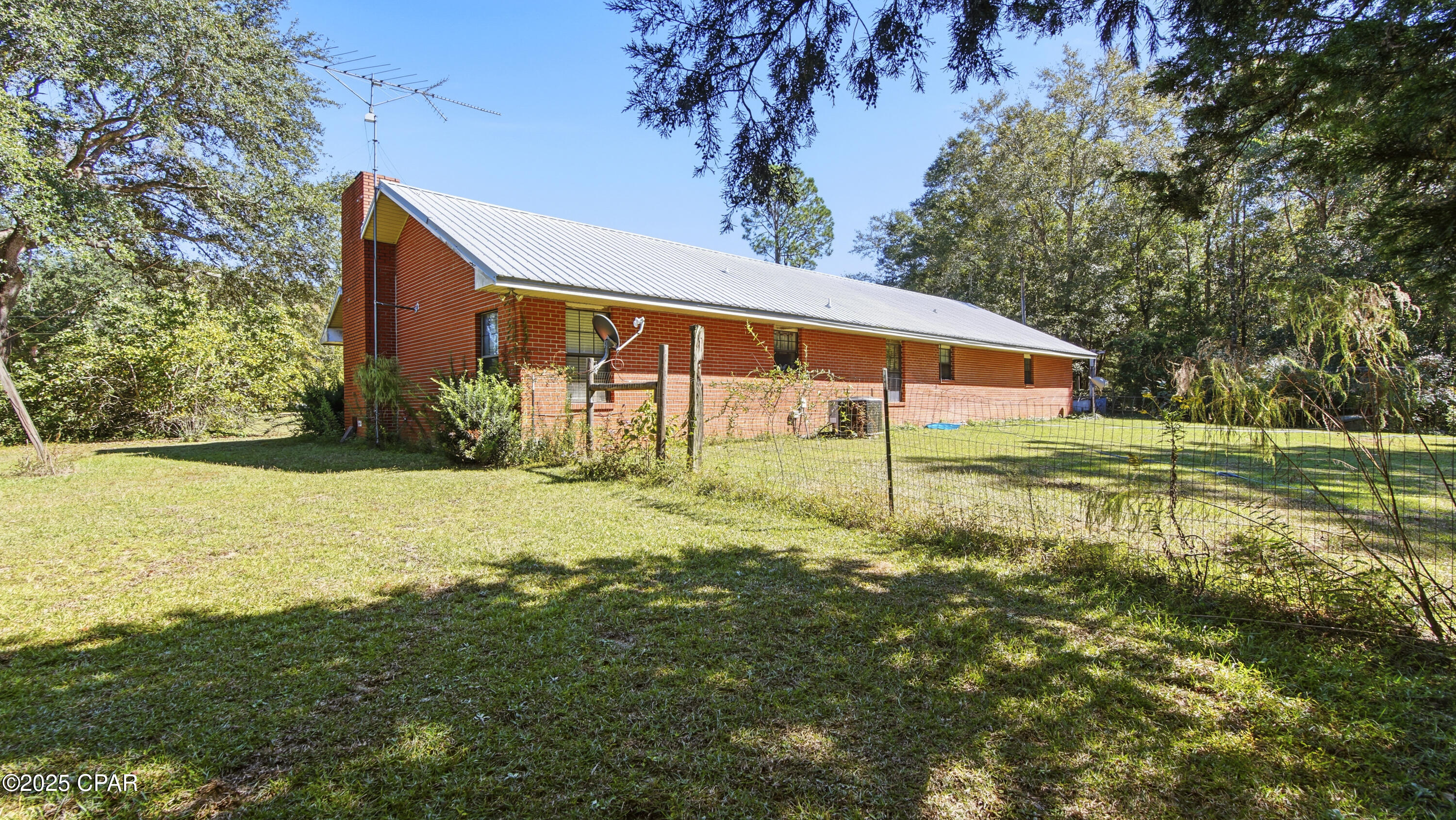 2826 Irene Road Ponce de Leon, FL 32455 - Photo 16 of 47