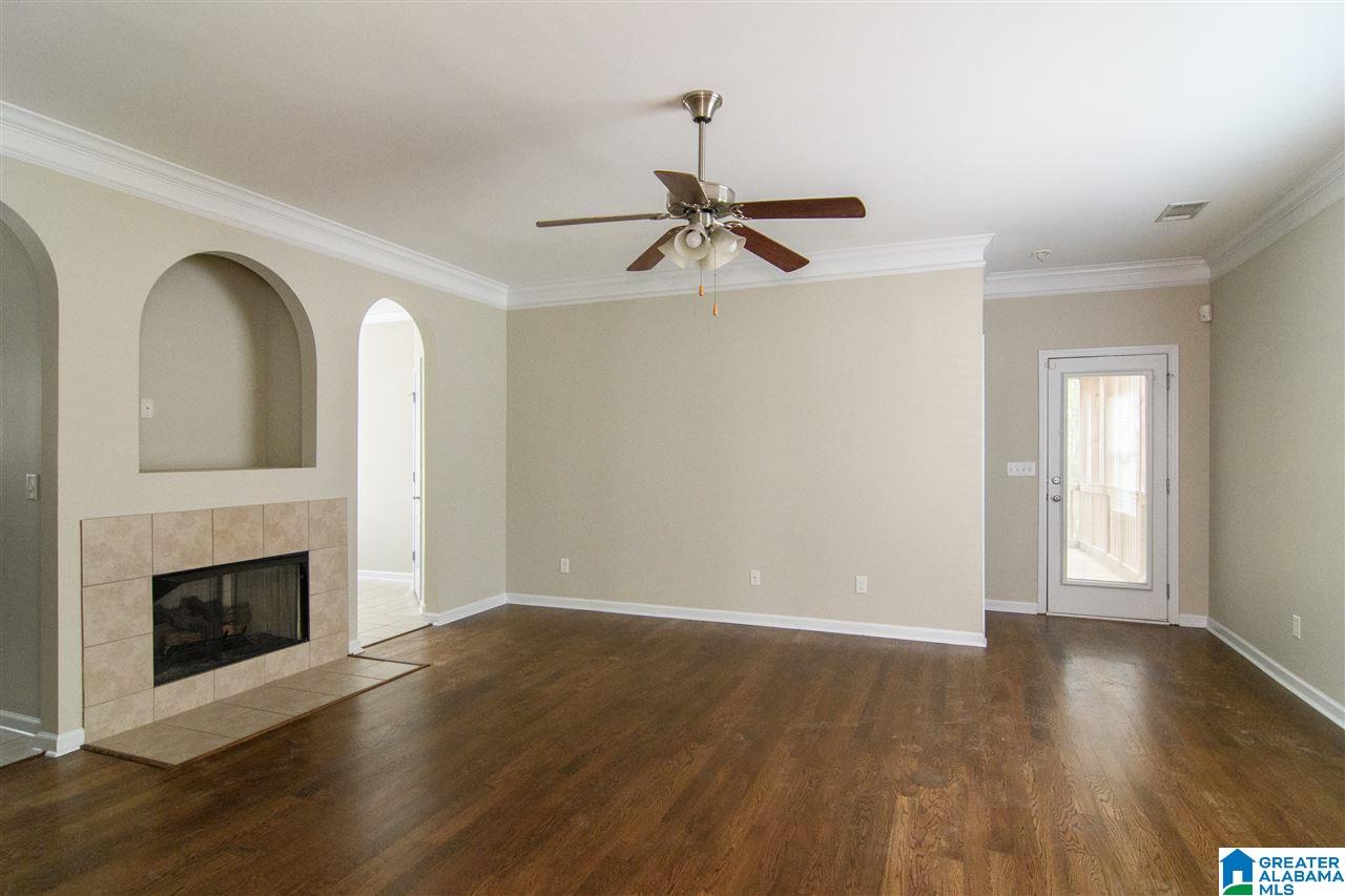 154 Highview Cove Pelham, AL 35124 - Photo 7 of 36