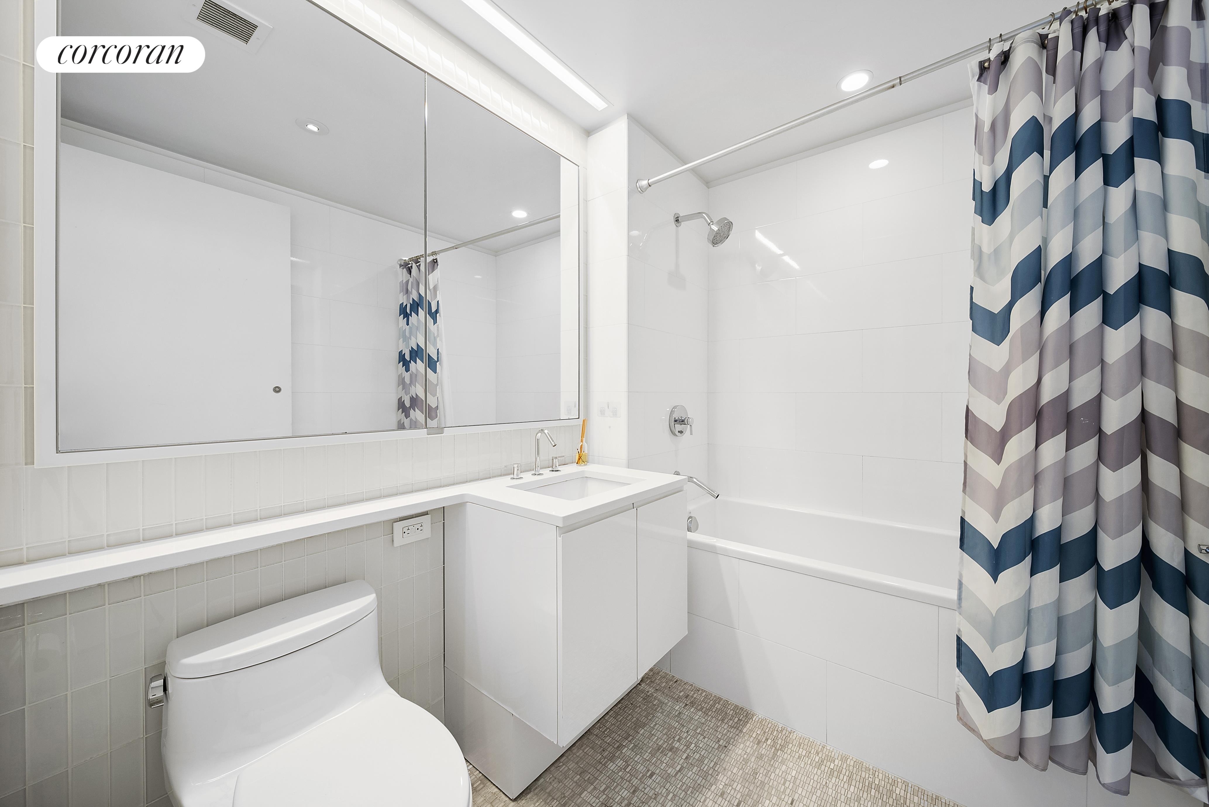 50 Riverside Boulevard, Unit 4H Manhattan, NY 10069 - Photo 7 of 12