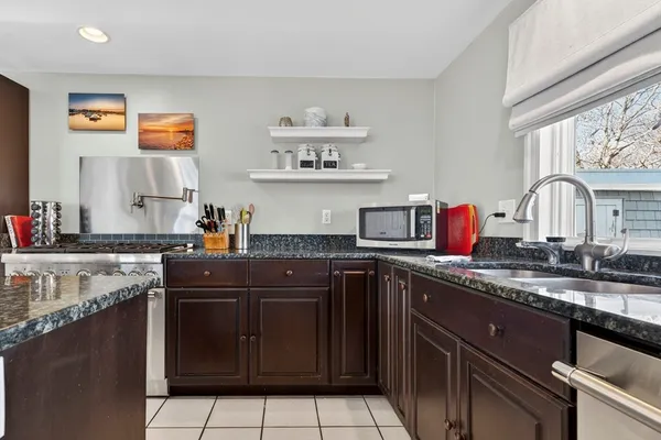 $1,175,000 | 99 Ashburton Avenue, Marshfield, MA 02050