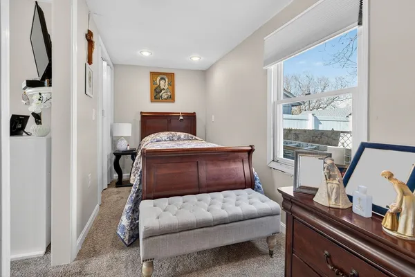 $1,175,000 | 99 Ashburton Avenue, Marshfield, MA 02050