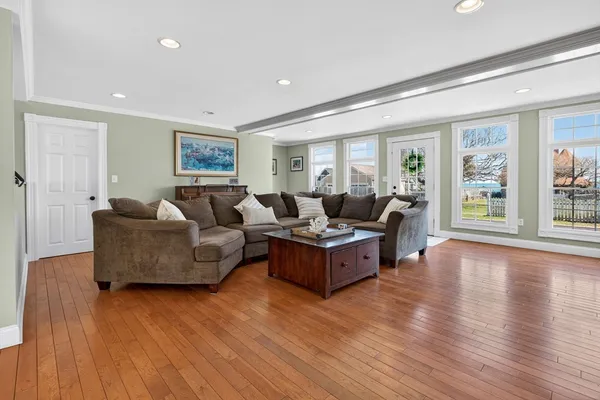$1,175,000 | 99 Ashburton Avenue, Marshfield, MA 02050