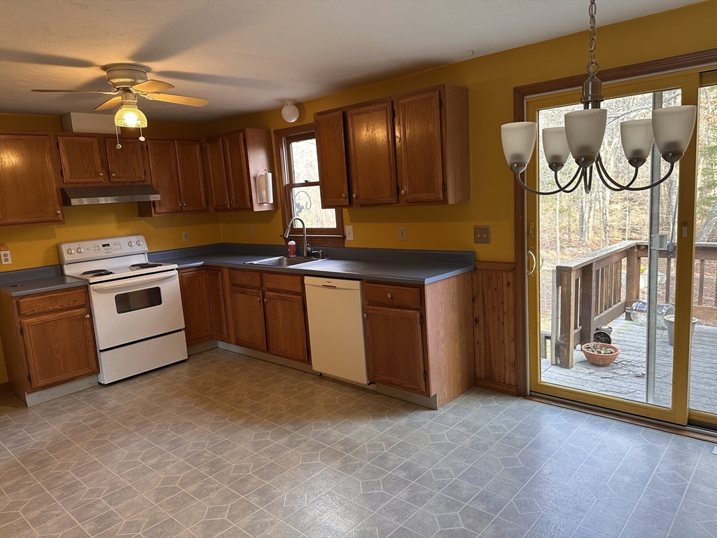 16 Reed Farm Road Lakeville, MA 02347 - Photo 17 of 27