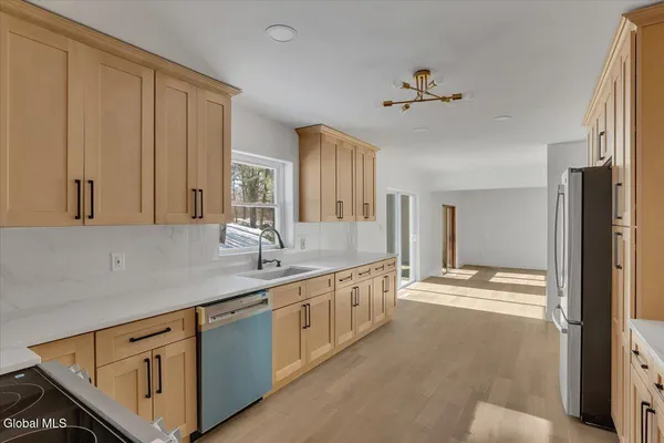 $639,000 | 72 Cole Lane, Brunswick, NY 12180