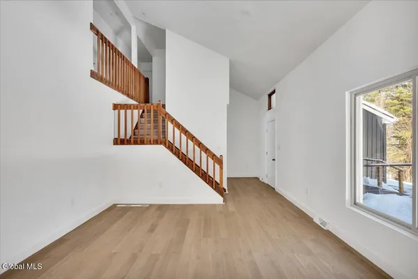 $639,000 | 72 Cole Lane, Brunswick, NY 12180
