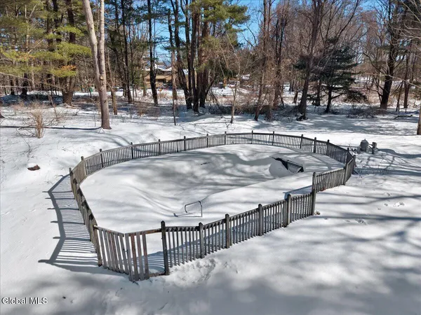 $639,000 | 72 Cole Lane, Brunswick, NY 12180