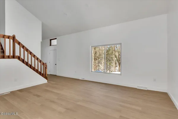$639,000 | 72 Cole Lane, Brunswick, NY 12180