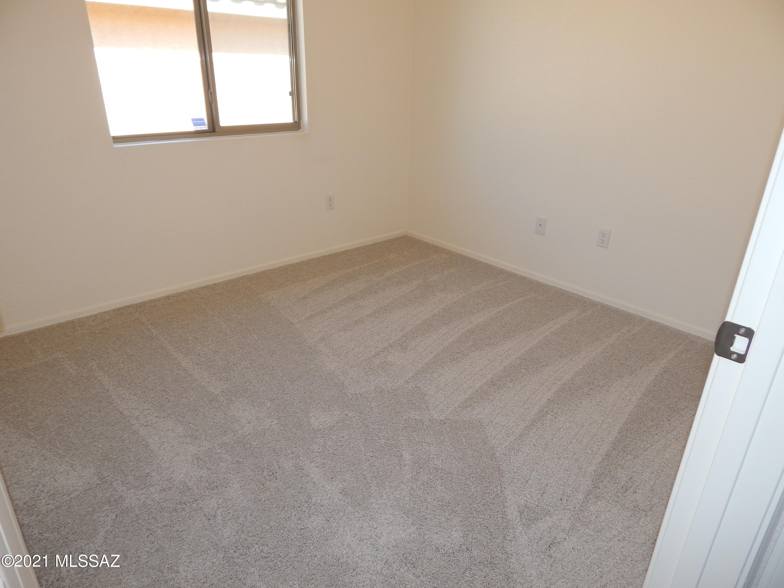 2340 West Golden Hills Road Tucson, AZ 85745 - Photo 15 of 45