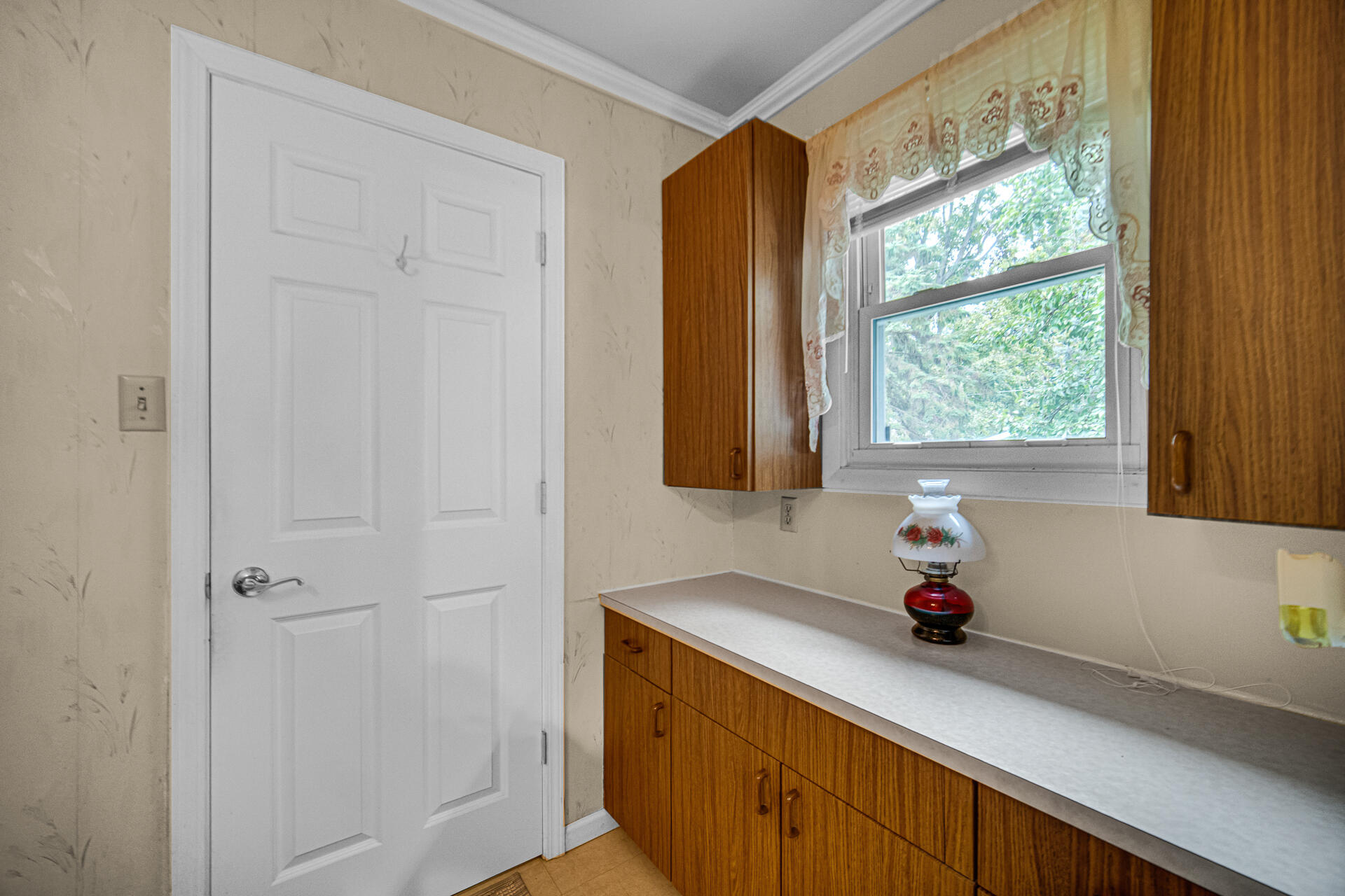 628 Oxbow Road Valparaiso, IN 46385 - Photo 14 of 19 1920x1280