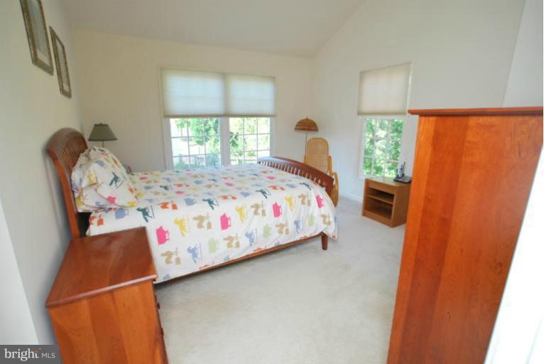 470 Tschiffely Square Road Gaithersburg, MD 20878 - Photo 9 of 26 Bedroom (Master)