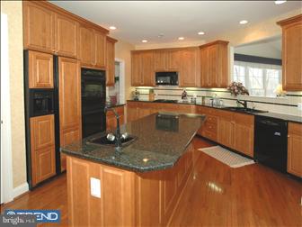 1717 Powderhorn Road Newtown, PA 18940 - Photo 2 of 6 Kitchen