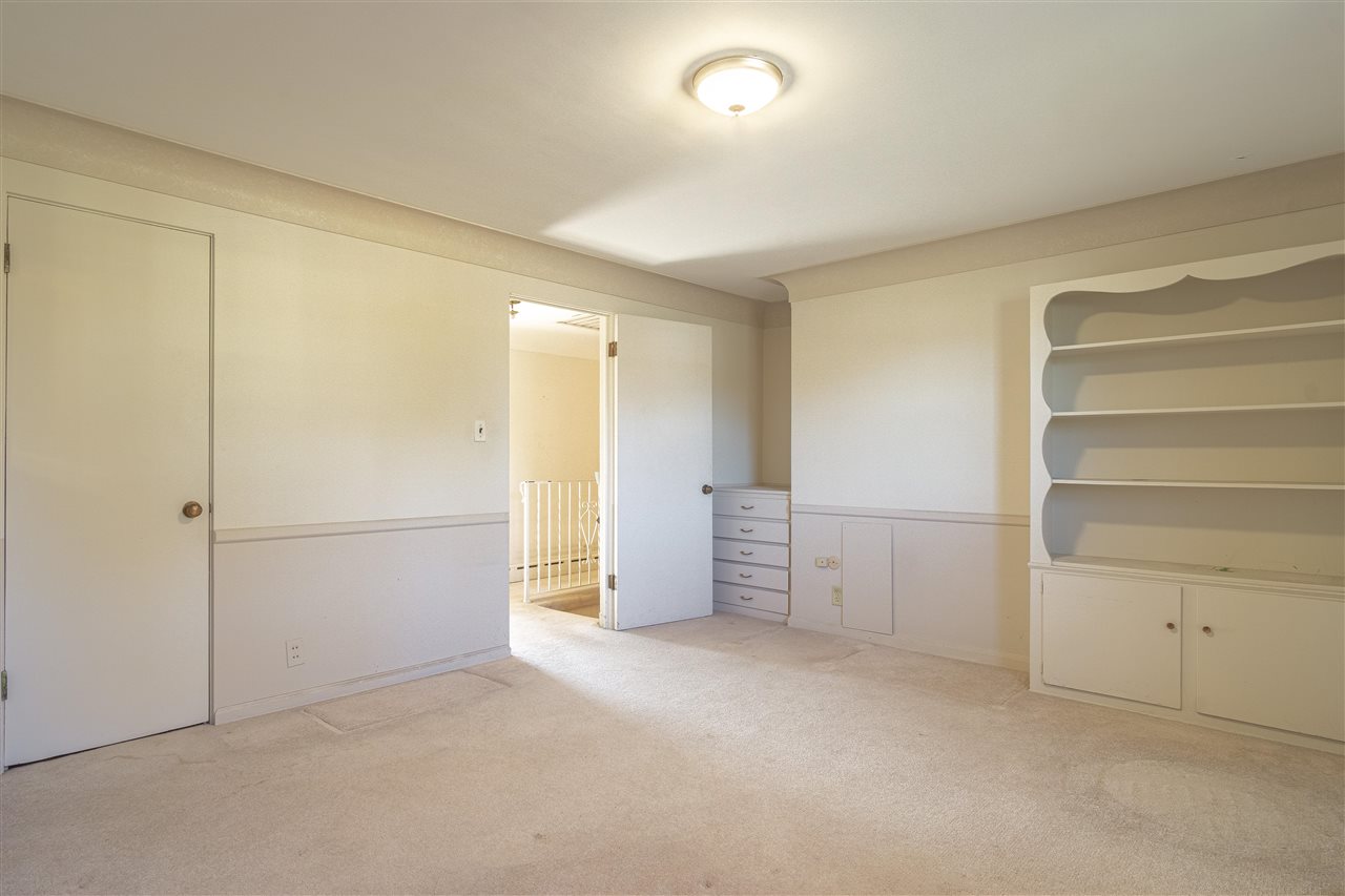 2101 Miller Road Flint, MI 48503 - Photo 30 of 41 50061484-29.JPG